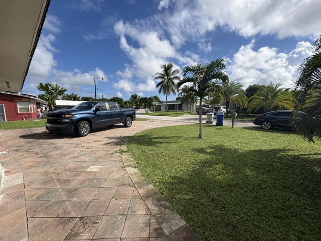 Дом в аренду по адресу 2711 NE 11th Terrace - фото 6750808