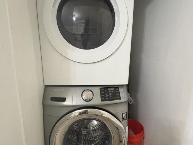 Дом в аренду по адресу 2711 NE 11th Terrace - фото 6750814