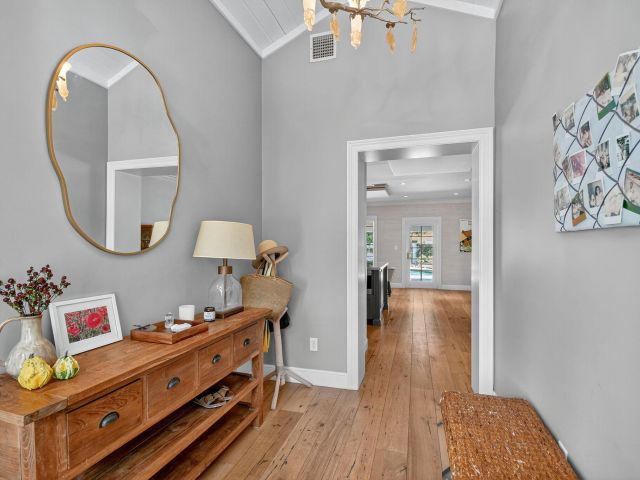 Продажа дома по адресу 1103 NW 6th Avenue - фото 6725100