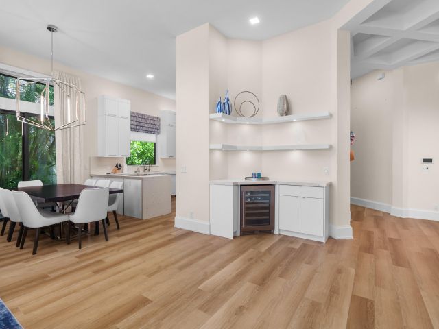 Продажа дома по адресу 16125 Villa Vizcaya Place - фото 6714406