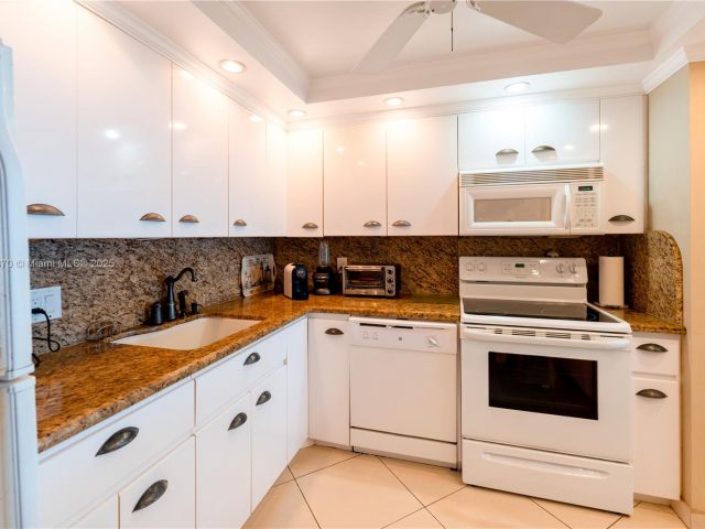 Квартира в аренду номер2002 - фото 7440868