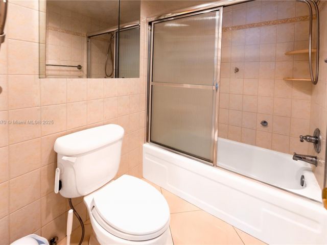 Квартира в аренду номер2002 - фото 7440875