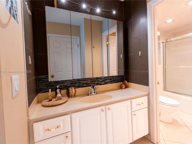 Квартира в аренду номер2002 - фото 7440876