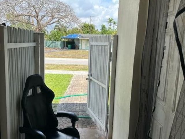 Продажа дома по адресу 1380 NW 171 Street - фото 6715997