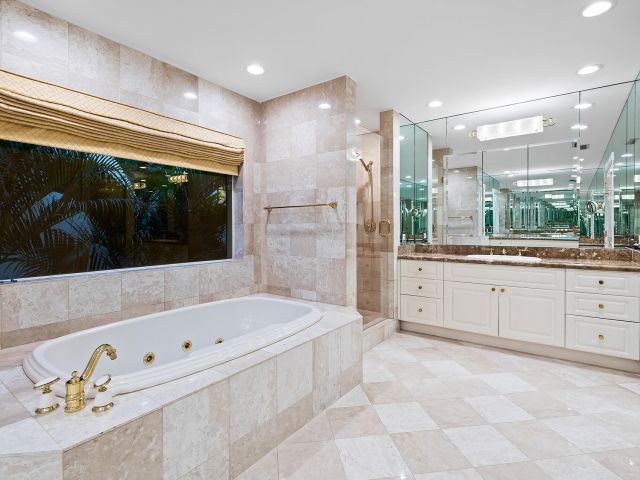 Дом в аренду по адресу 413 Coconut Isle Drive - фото 6730796