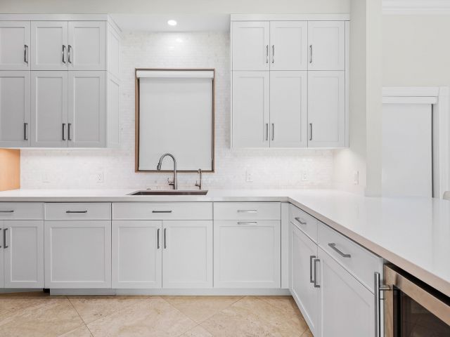 Дом в аренду по адресу 413 Coconut Isle Drive - фото 6730802