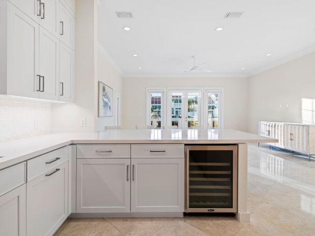 Дом в аренду по адресу 413 Coconut Isle Drive - фото 6730803