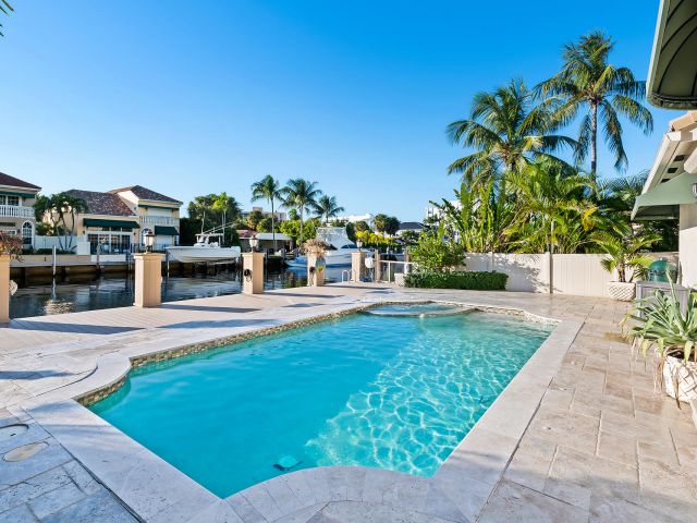 Дом в аренду по адресу 413 Coconut Isle Drive - фото 6730810