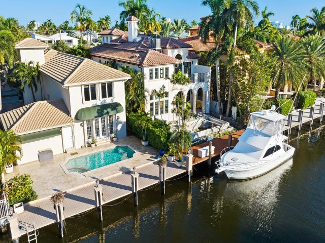 Дом в аренду по адресу 413 Coconut Isle Drive - фото 6730814