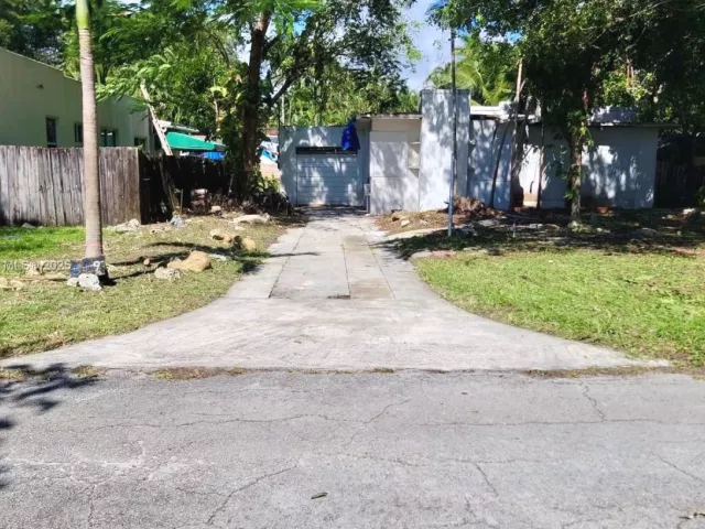 Продажа дома по адресу 519 NE 118th St - фото 6752577