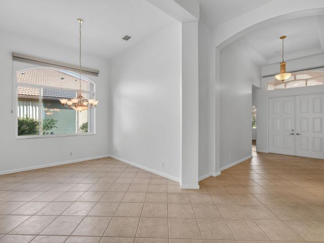 Дом в аренду по адресу 7976 Monarch Court - фото 6715253