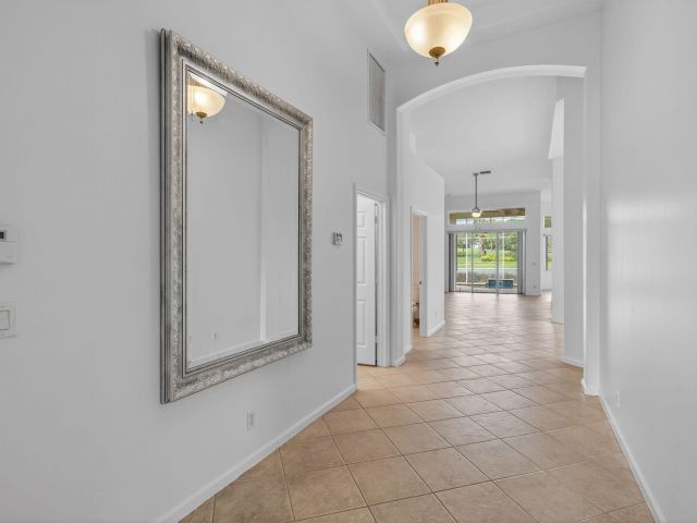 Дом в аренду по адресу 7976 Monarch Court - фото 6715262