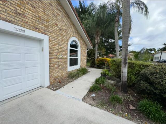 Продажа дома по адресу 10180 Camelback Lane - фото 6749461