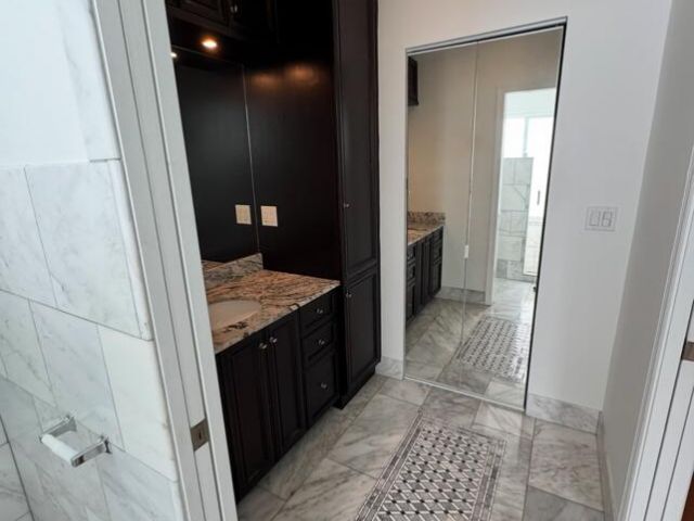 Продажа дома по адресу 10180 Camelback Lane - фото 6749466