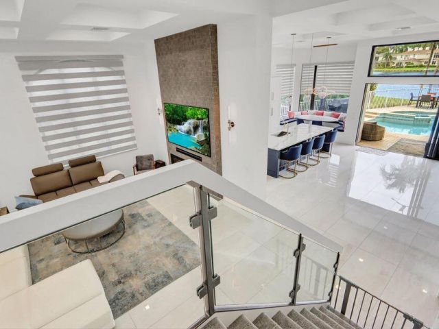 Дом в аренду по адресу 4188 NW 53rd Street - фото 6749683