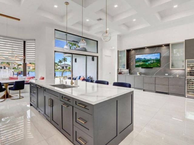 Дом в аренду по адресу 4188 NW 53rd Street - фото 6749689