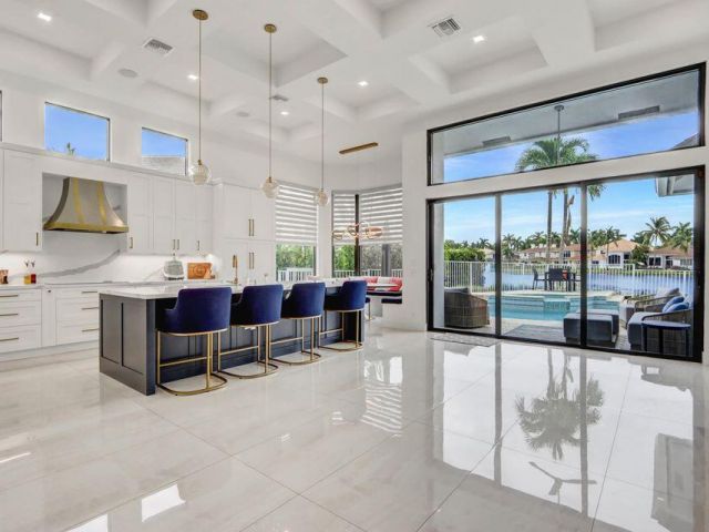 Дом в аренду по адресу 4188 NW 53rd Street - фото 6749691