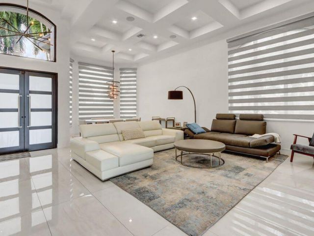 Дом в аренду по адресу 4188 NW 53rd Street - фото 6749695