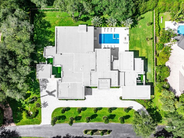 Продажа дома по адресу 16484 Bridlewood Circle - фото 6737116