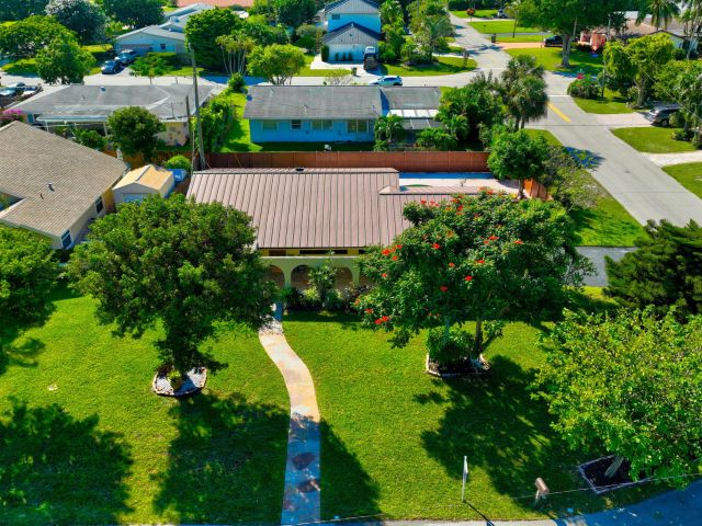 Продажа дома по адресу 714 Heron Drive - фото 6745158