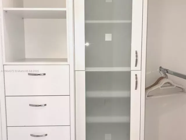 Продажа квартиры #5104 - фото 6715364