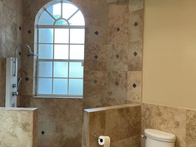 Дом в аренду по адресу 6675 NW 25th Way - фото 6749158