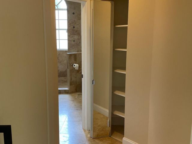 Дом в аренду по адресу 6675 NW 25th Way - фото 6749160