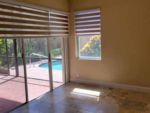 Дом в аренду по адресу 6675 NW 25th Way - фото 6749167