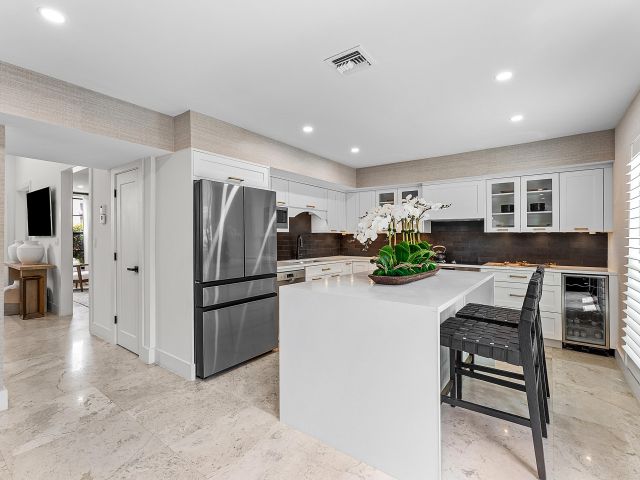 Продажа дома по адресу 200 S Ocean Boulevard B133 - фото 6732794