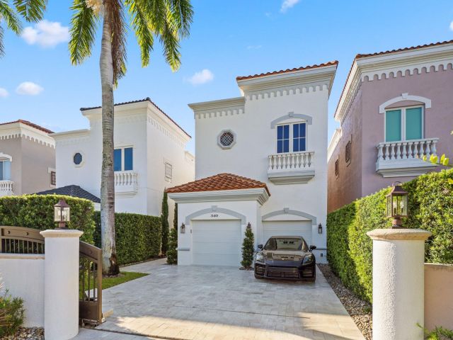 Продажа дома по адресу 340 E Royal Palm Road - фото 6749570