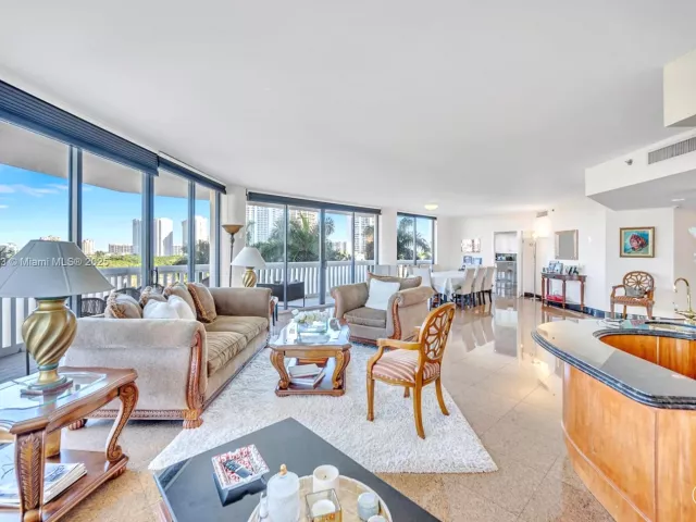 Продажа квартиры #806 - фото 6720116