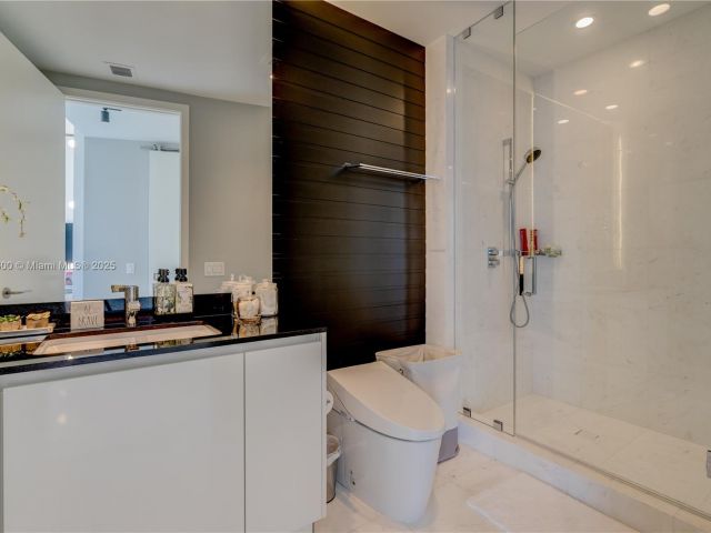 Квартира в аренду номер2403 - фото 6720365