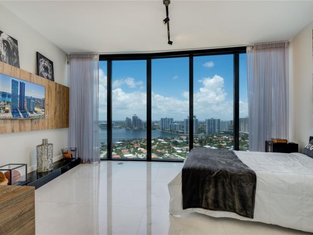 Квартира в аренду номер2403 - фото 6720369