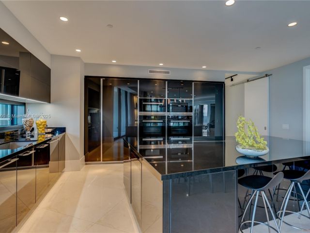 Квартира в аренду номер2403 - фото 6720375