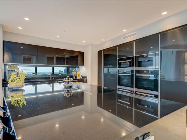 Квартира в аренду номер2403 - фото 6720376