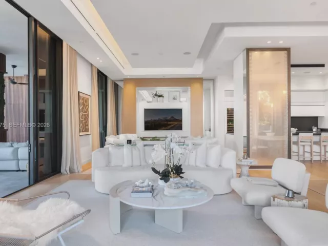 Продажа квартиры #6811 - фото 6756426