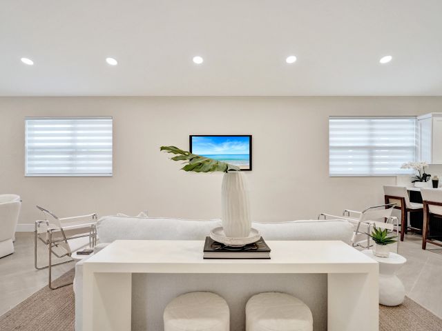 Продажа дома по адресу 13642 Breton Lane - фото 6719842