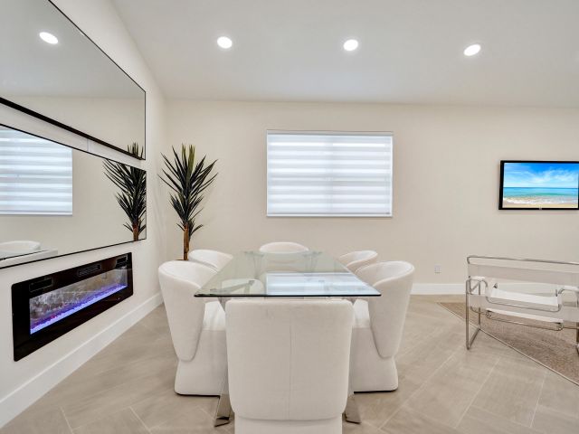 Продажа дома по адресу 13642 Breton Lane - фото 6719845