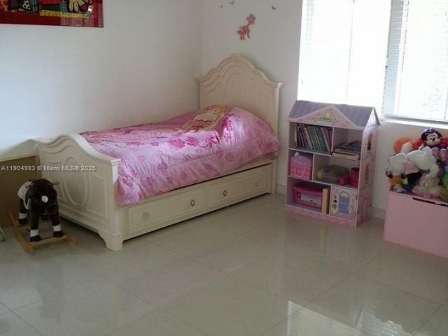 Дом в аренду по адресу 546 NE 199th Ln 4W - фото 7503255