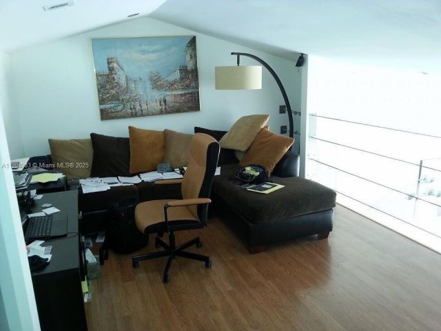 Дом в аренду по адресу 546 NE 199th Ln 4W - фото 7503259