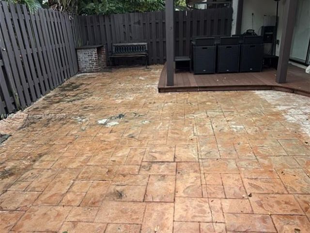 Дом в аренду по адресу 546 NE 199th Ln 4W - фото 7503260