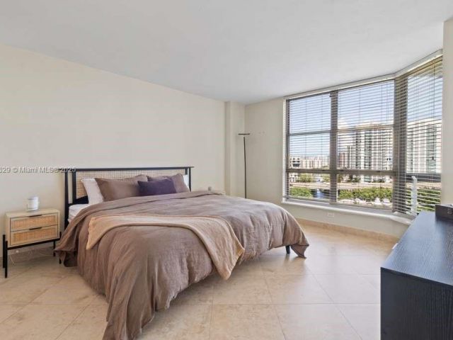 Продажа квартиры #1209 - фото 7438212