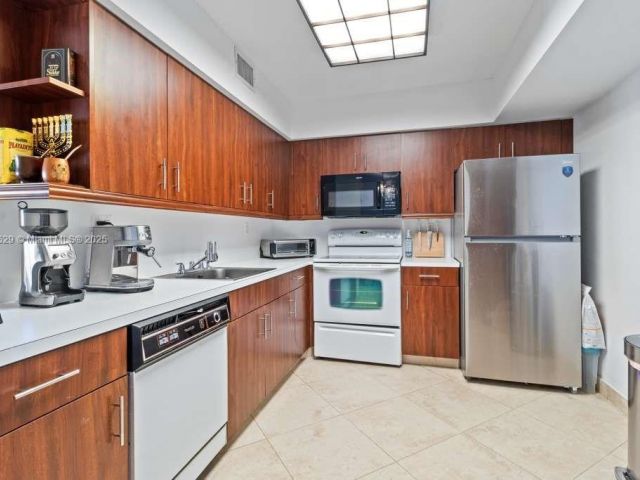 Продажа квартиры #1209 - фото 7438216