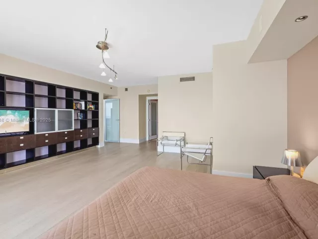 Продажа квартиры #3006 - фото 6719359