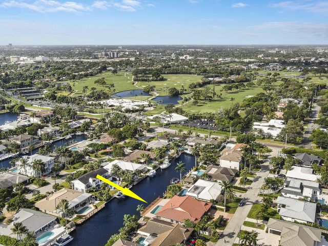 Продажа дома по адресу 3040 NE 40th Street - фото 6765731