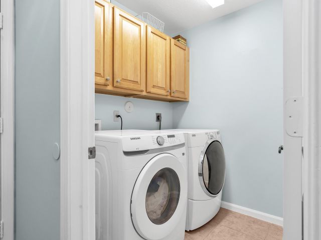 Продажа дома по адресу 1219 Avondale Lane - фото 6722114