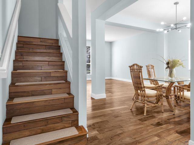 Продажа дома по адресу 1219 Avondale Lane - фото 6722124