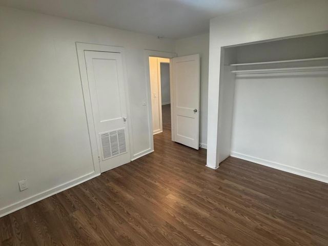 Дом в аренду по адресу 33 SW 12th Avenue - фото 6919162