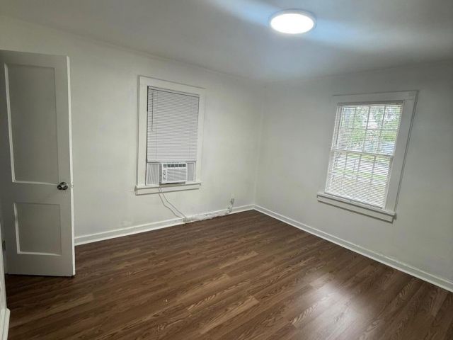 Дом в аренду по адресу 33 SW 12th Avenue - фото 6919165