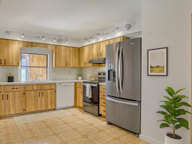 Продажа дома по адресу 2640 Starwood Circle - фото 6723787